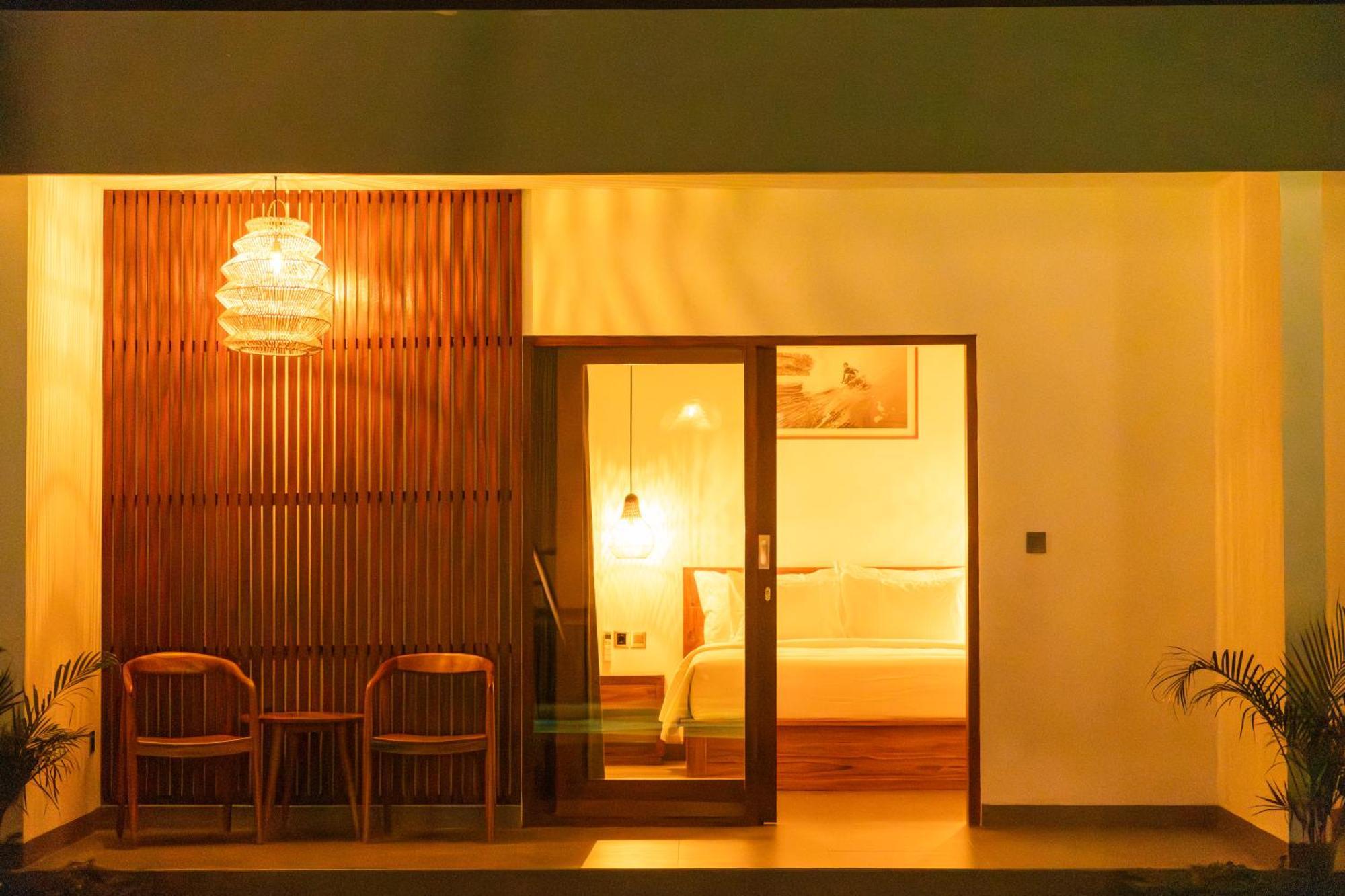 Tropical Almond Villa Uluwatu  Exterior photo