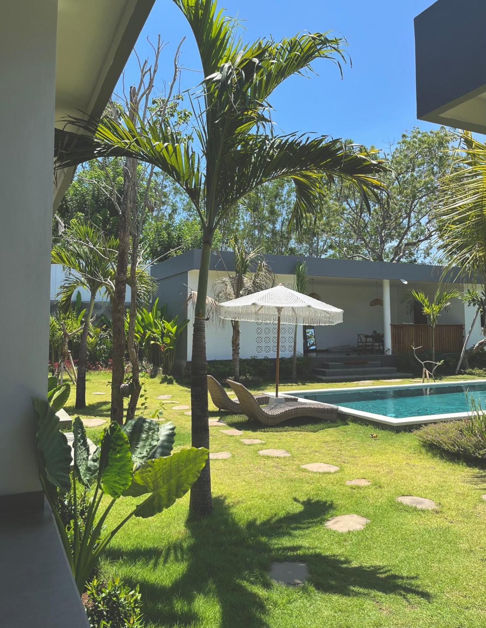 Tropical Almond Villa Uluwatu  Exterior photo
