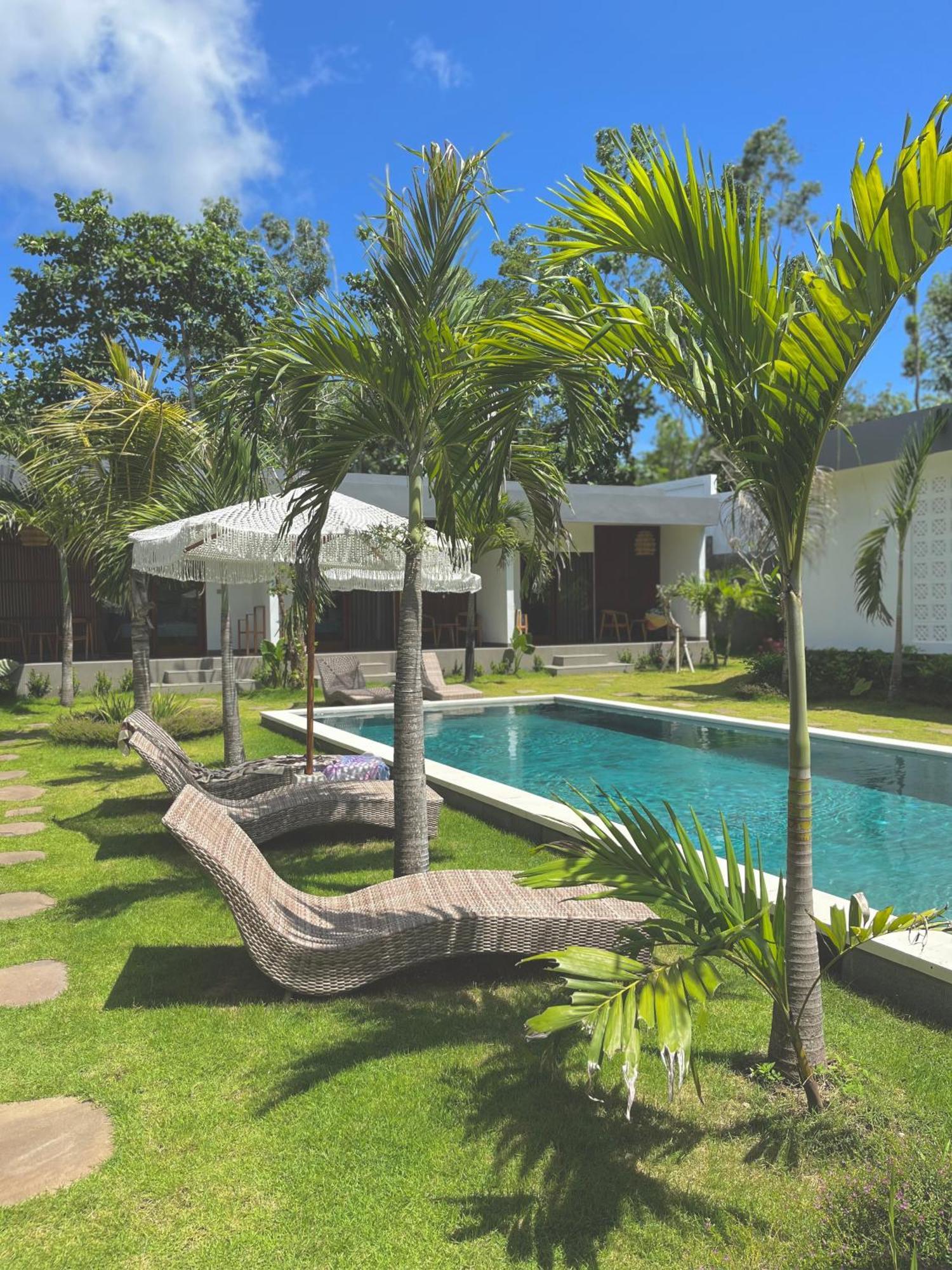 Tropical Almond Villa Uluwatu  Exterior photo